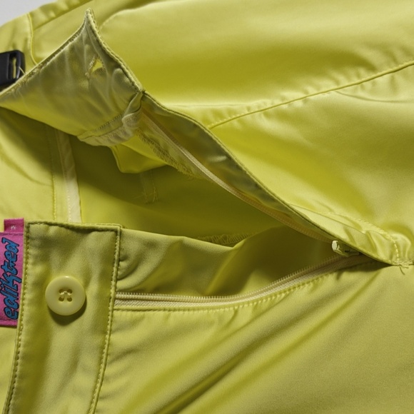 EDIKTED Flourescent Yellow Wide Leg Cargo Pants Size Medium - Picture 10 of 16